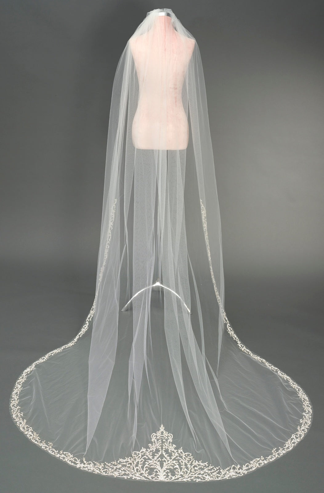 BV1919 (wholesale) beaded wedding dress Enaura bridal