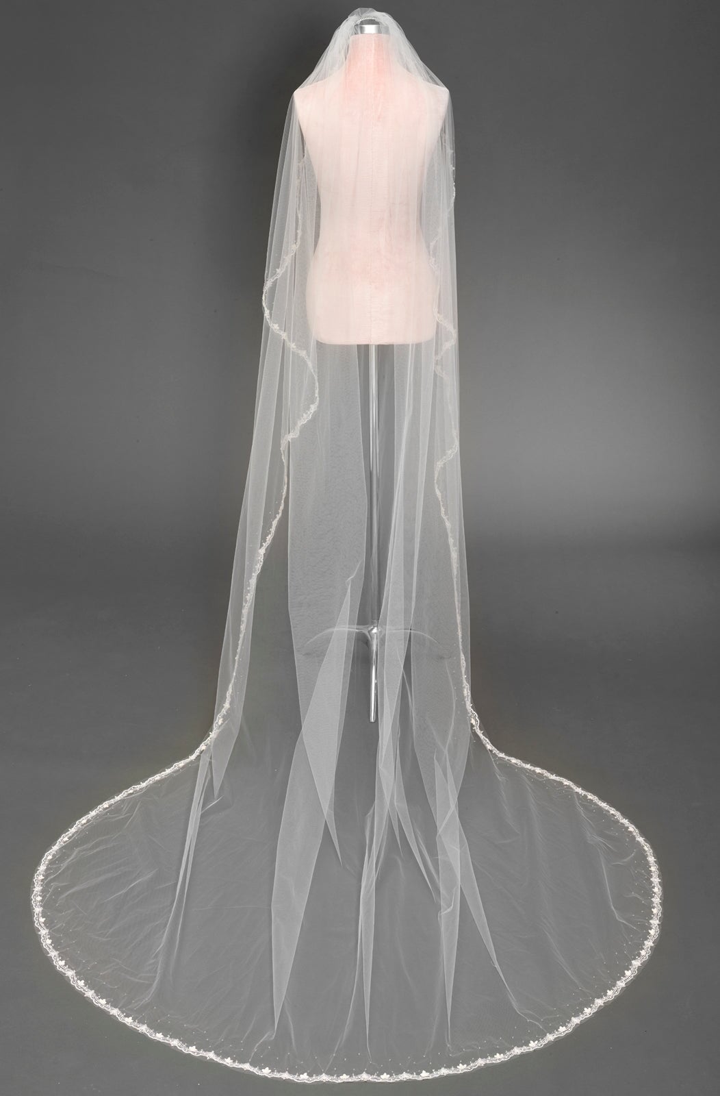 BV1970 (wholesale) beaded wedding dress Enaura bridal