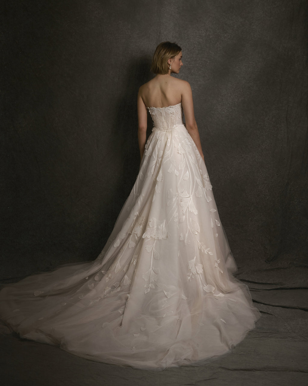 Evie | Wedding Dress by Enaura Evie | Wedding Dress by Enaura