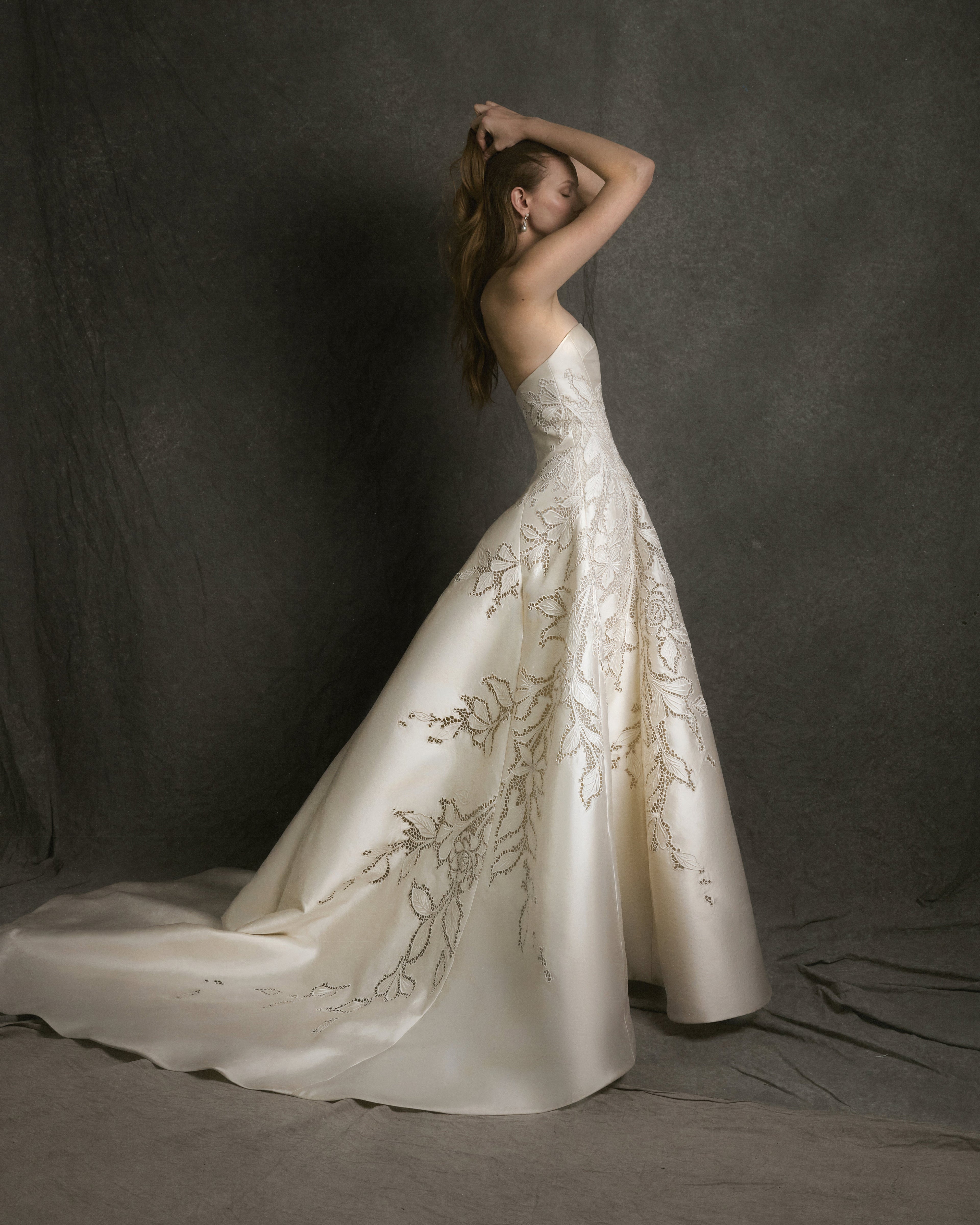 Ezra | Wedding Dress by Enaura Ezra | Wedding Dress by Enaura