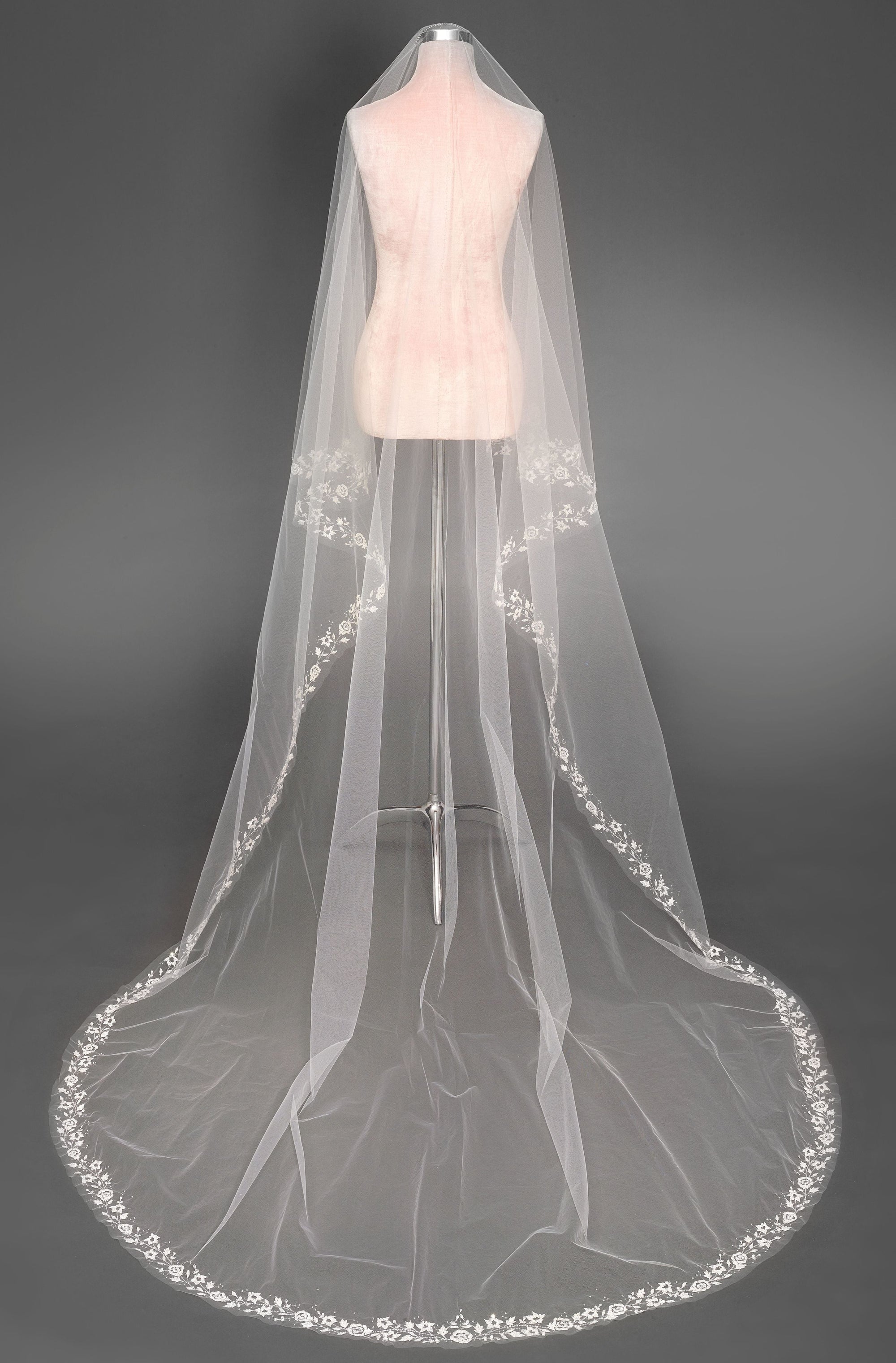 BV12026 (wholesale) beaded wedding dress Enaura bridal