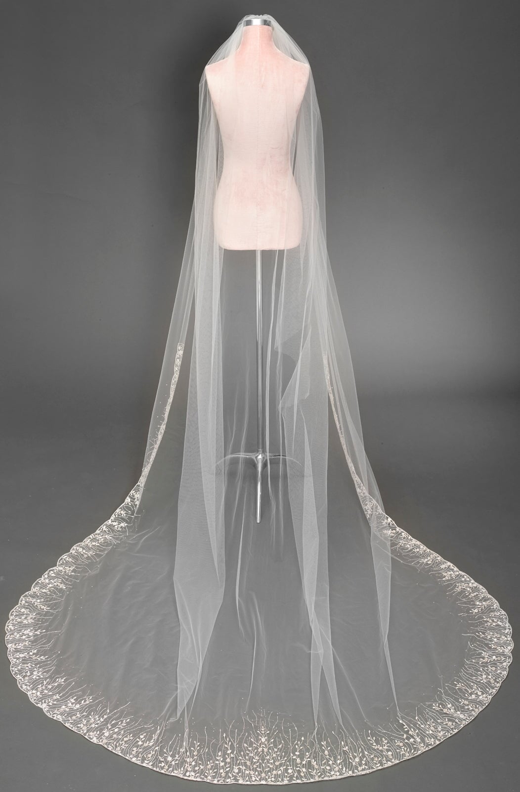BV1952 (wholesale) beaded wedding dress Enaura bridal