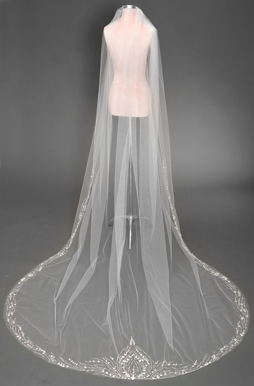 BV1955 (wholesale) beaded wedding dress Enaura bridal