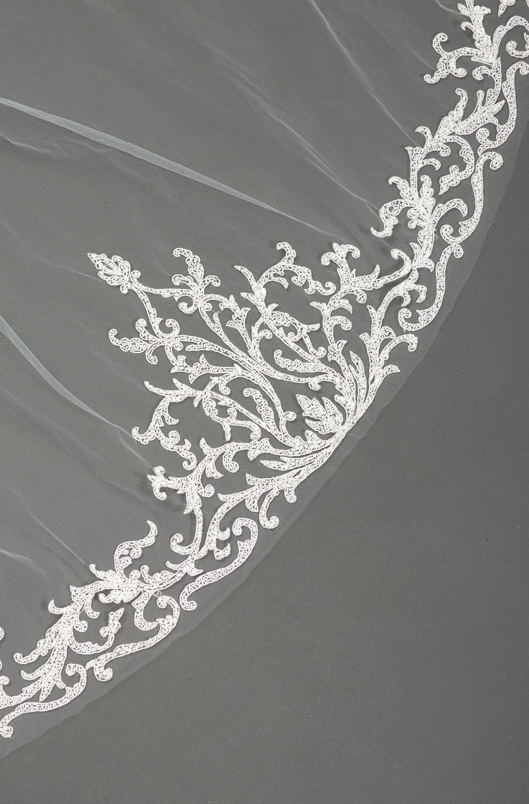BV1959 (wholesale) beaded wedding dress Enaura bridal