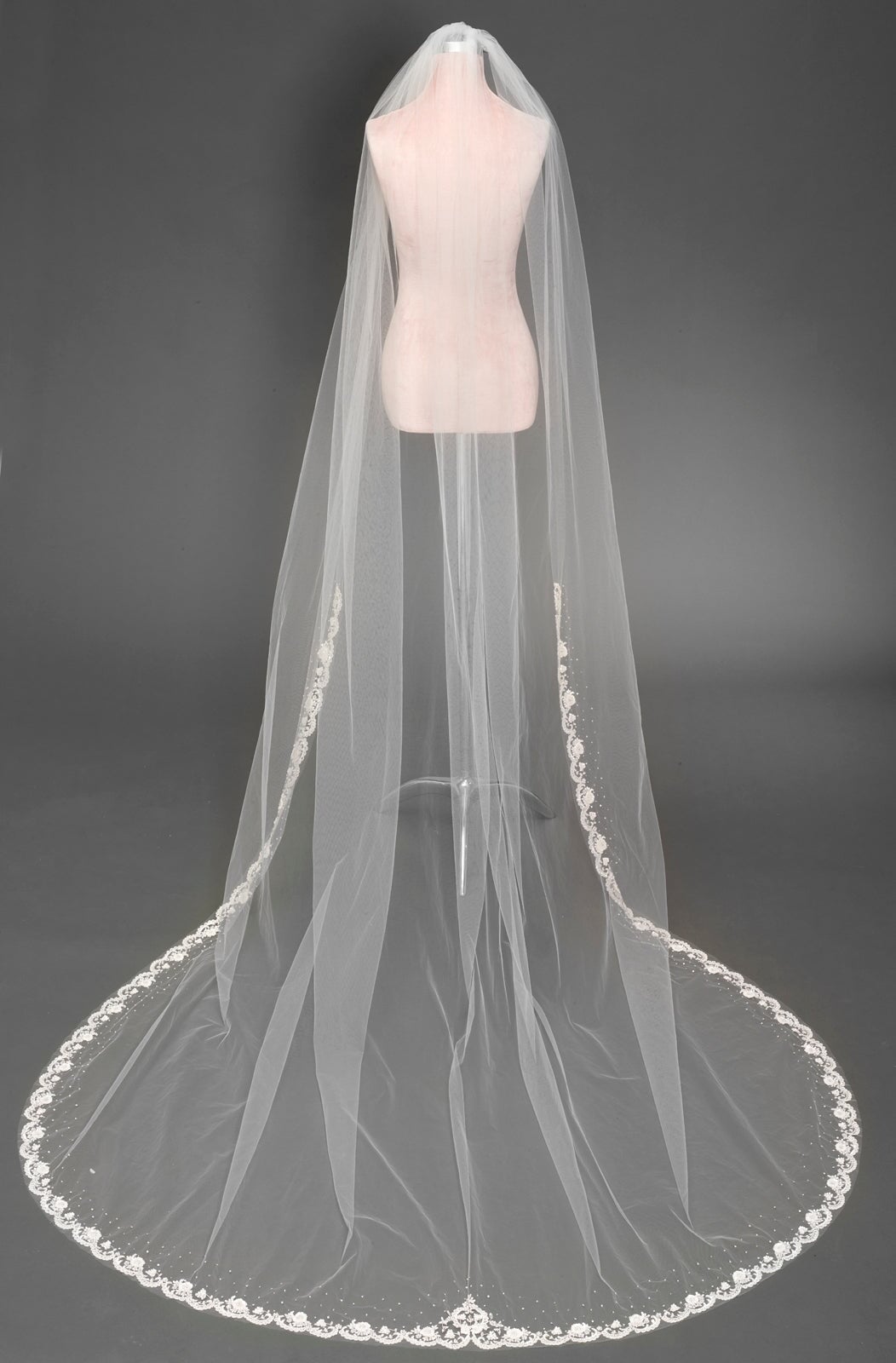 BV1972 (wholesale) beaded wedding dress Enaura bridal