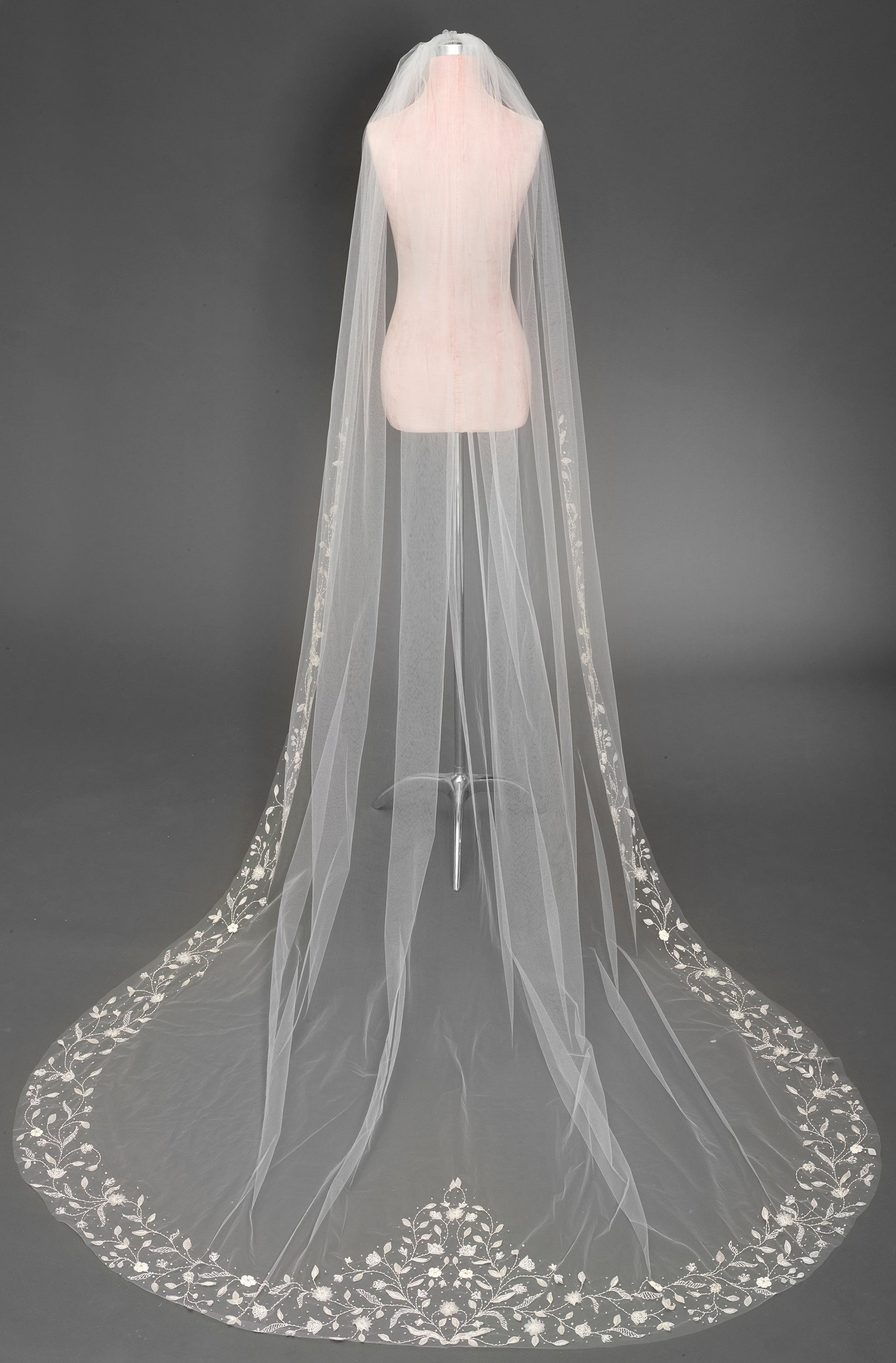 BV1974 (wholesale) beaded wedding dress Enaura bridal
