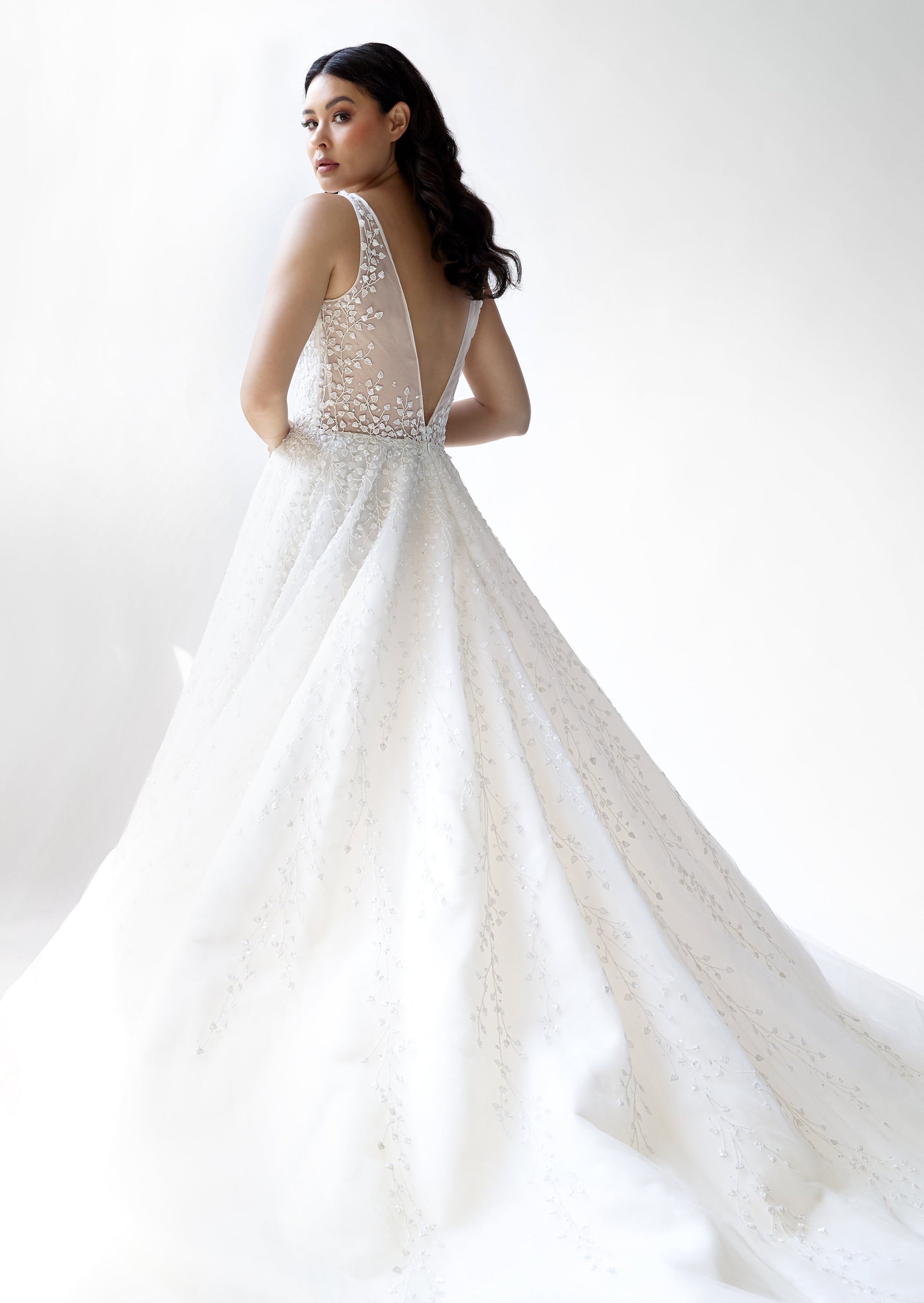 ES852 - Hart beaded wedding dress Enaura bridal